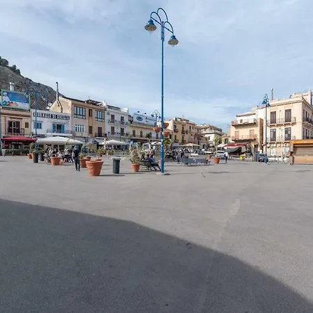 La Terrazza Sul Mare Casa Vacanze Apartment